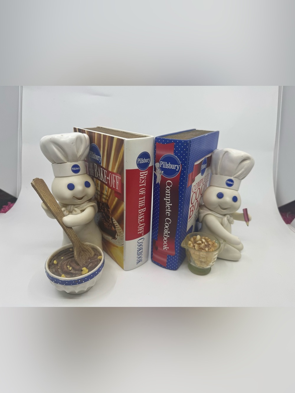 Danbury Mint “The Pillsbury Doughboy Cookbook Bookends” *READ*